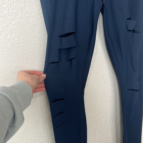 Alo Yoga Yoga Pant Legging Airlift Warrior Blue Navy Size Medium - Picture 4 of 8
